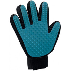 Расчеcка-перчатка для собак и кошек Trixie резиновая (23393)